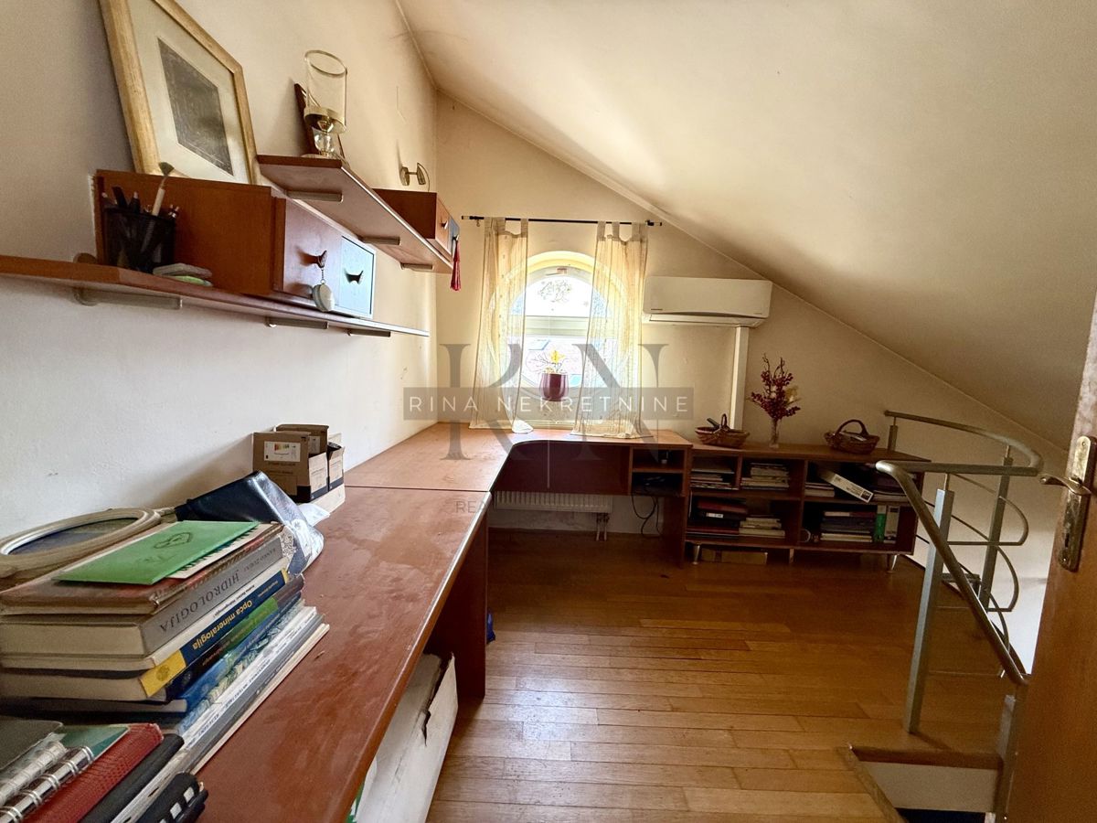 ZAGABRIA - LANIŠTE - Appartamento trilocale con soppalco