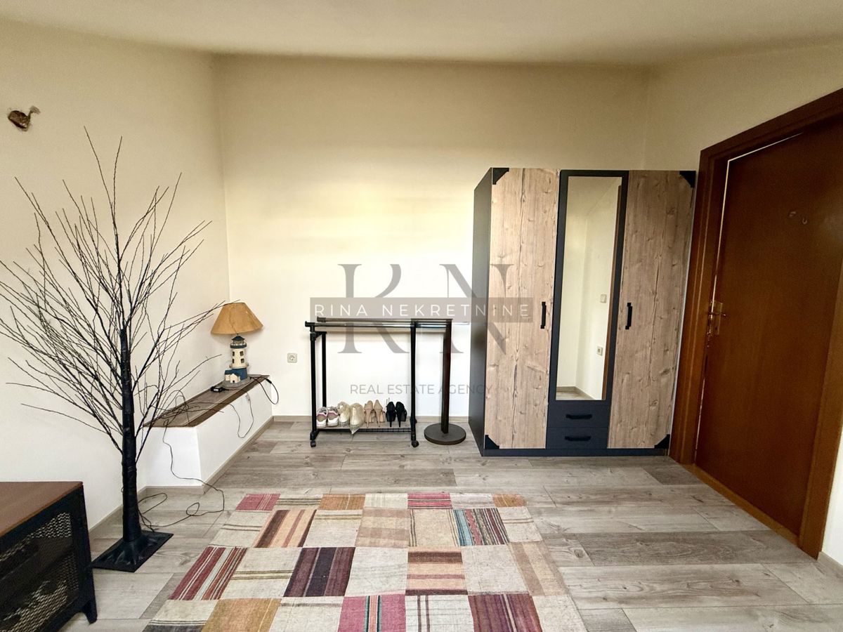 ZAGABRIA - LANIŠTE - Appartamento trilocale con soppalco