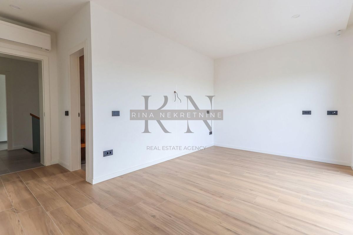 Villa di lusso Parenzo 220 m², piscina, vista mare