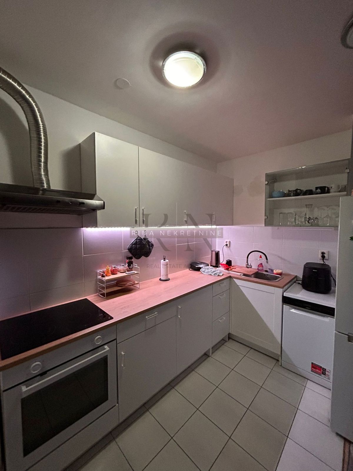 Appartamento Otok, Novi Zagreb - Zapad, Ivice Drmića, 62m2