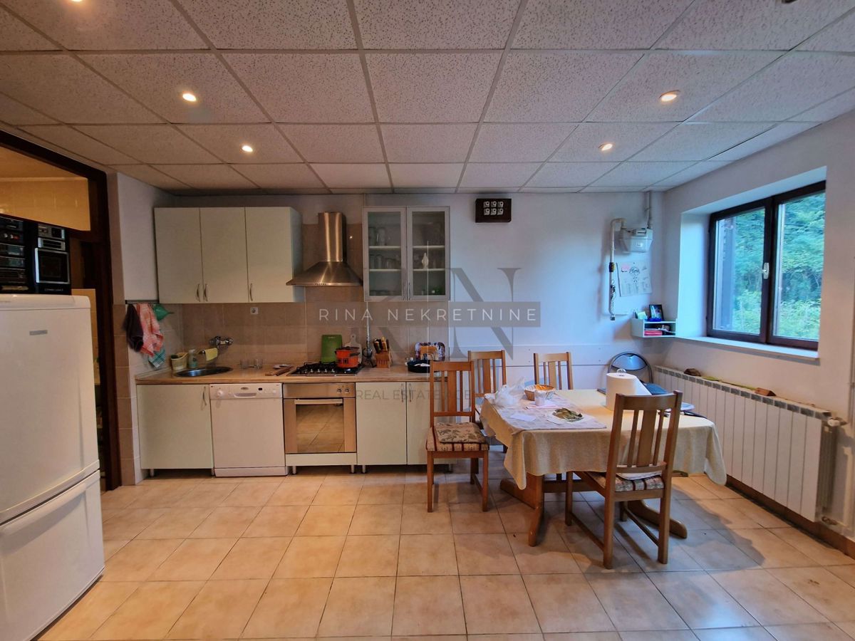 Casa Jablanovec, Zaprešić - Okolica, Stubička ulica, 200m2