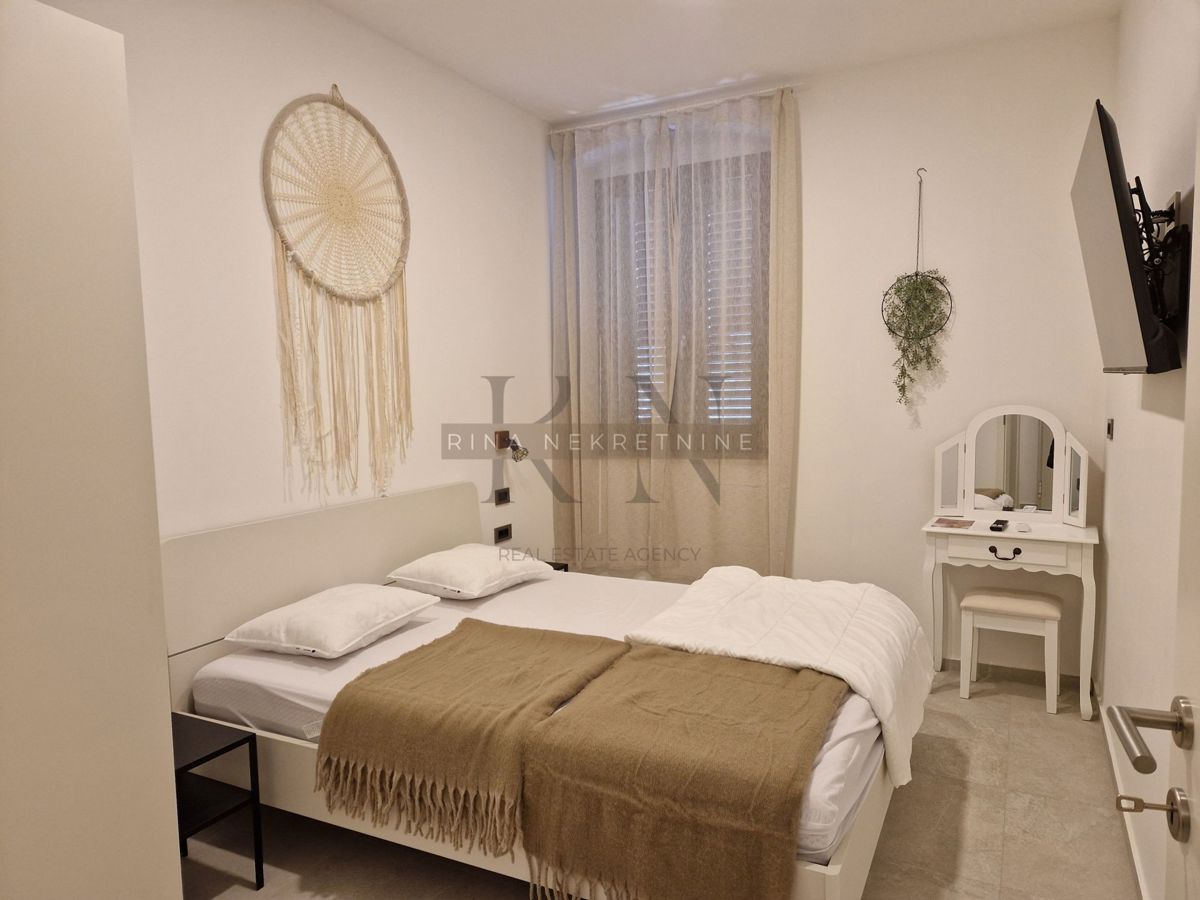 Istra, Tar - Vabriga, nuovo appartamento con tre camere da letto nel centro di Tar.