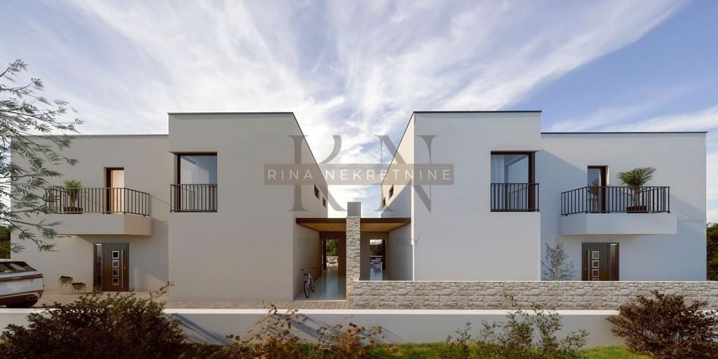 ISTRIA - POREČ, NUOVA COSTRUZIONE, CASA CON PISCINA