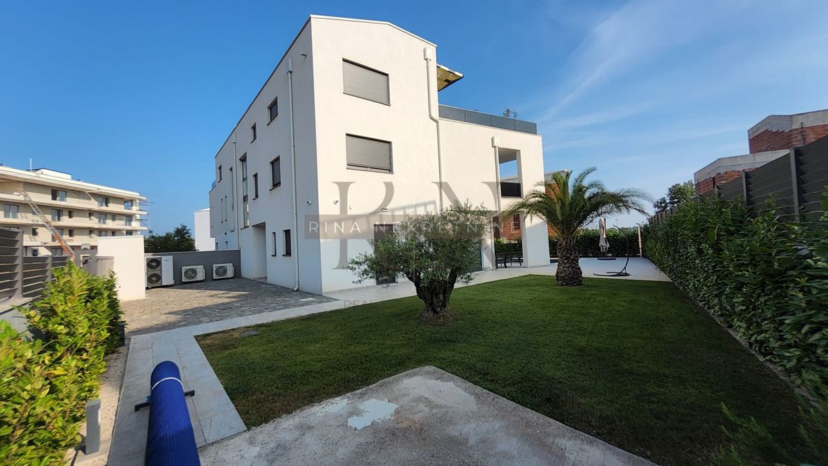 Parenzo – villa di lusso con piscina e area wellness