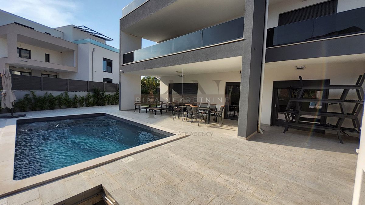 Parenzo – villa di lusso con piscina e area wellness