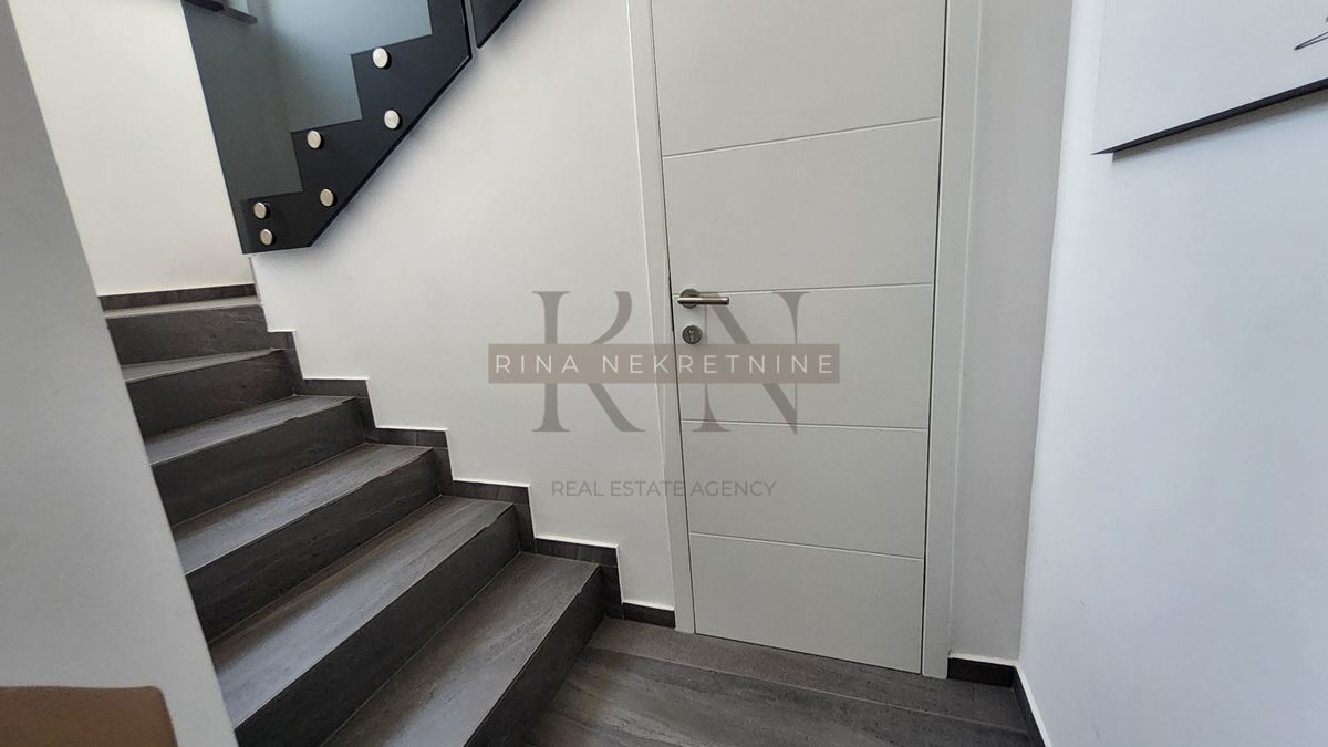 Parenzo – villa di lusso con piscina e area wellness