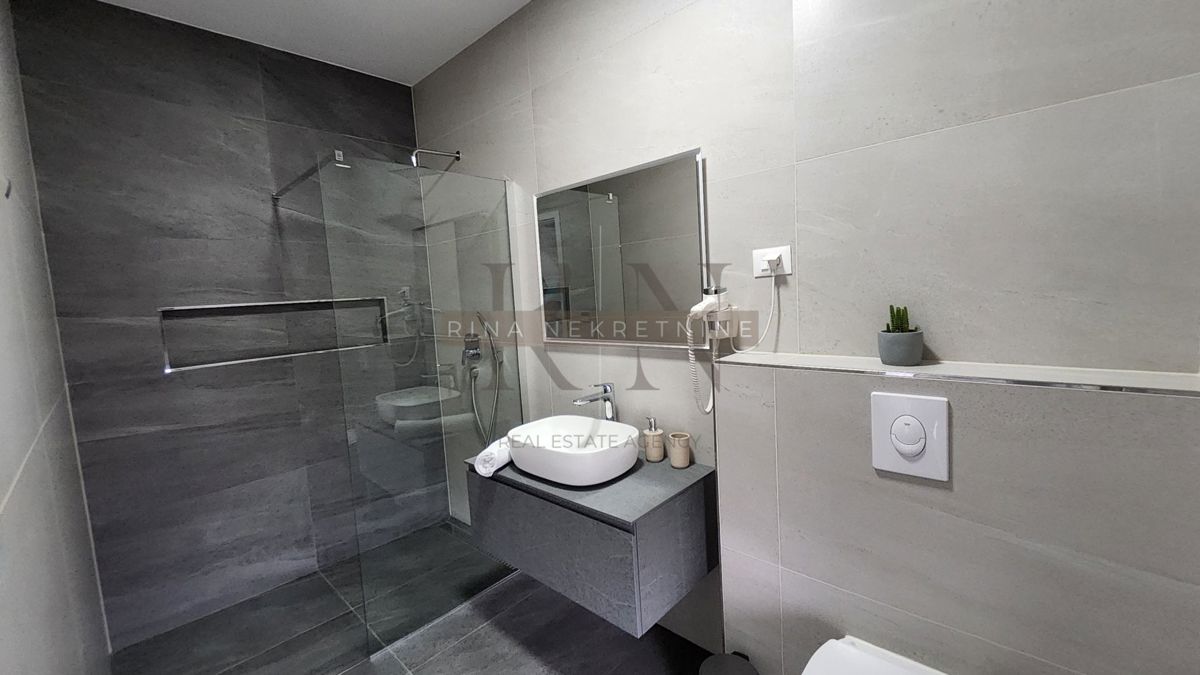 Parenzo – villa di lusso con piscina e area wellness