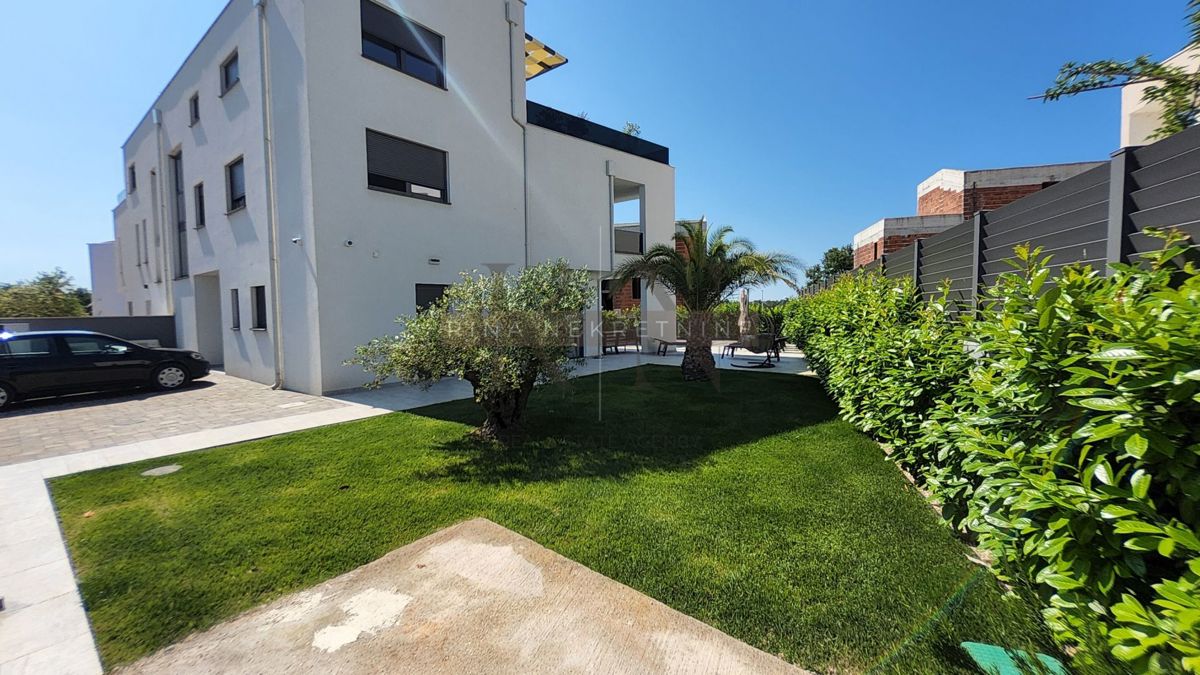 Parenzo – villa di lusso con piscina e area wellness