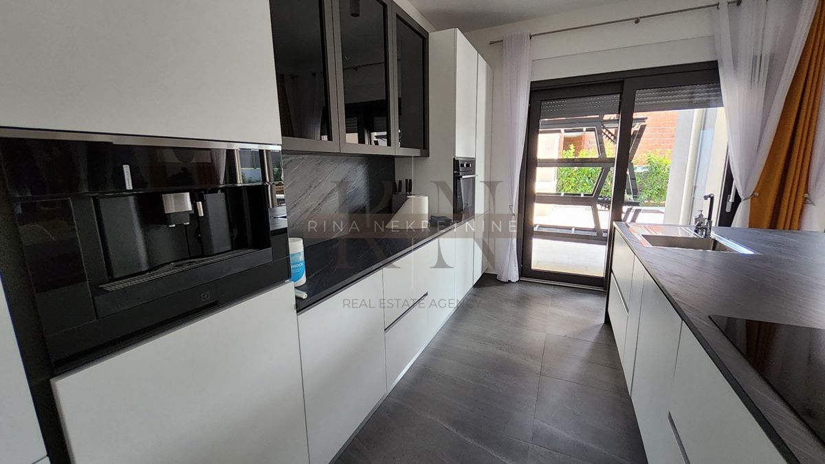 Parenzo – villa di lusso con piscina e area wellness