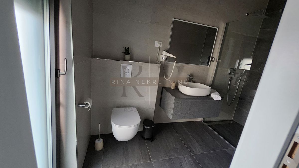 Parenzo – villa di lusso con piscina e area wellness