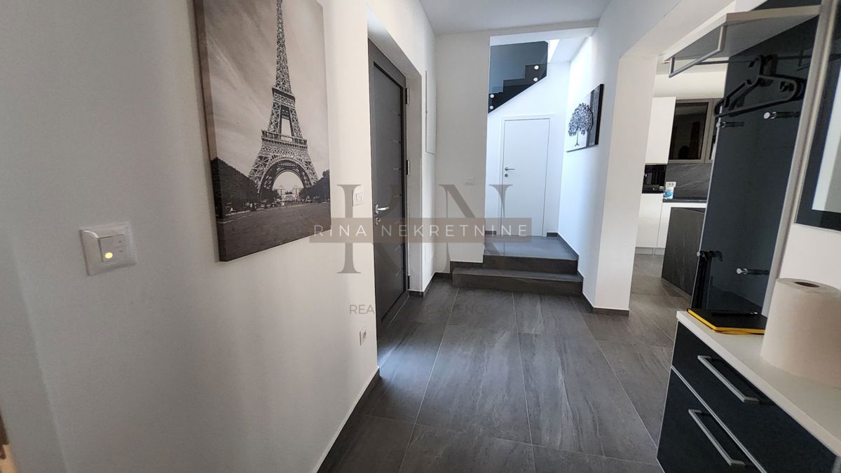 Parenzo – villa di lusso con piscina e area wellness