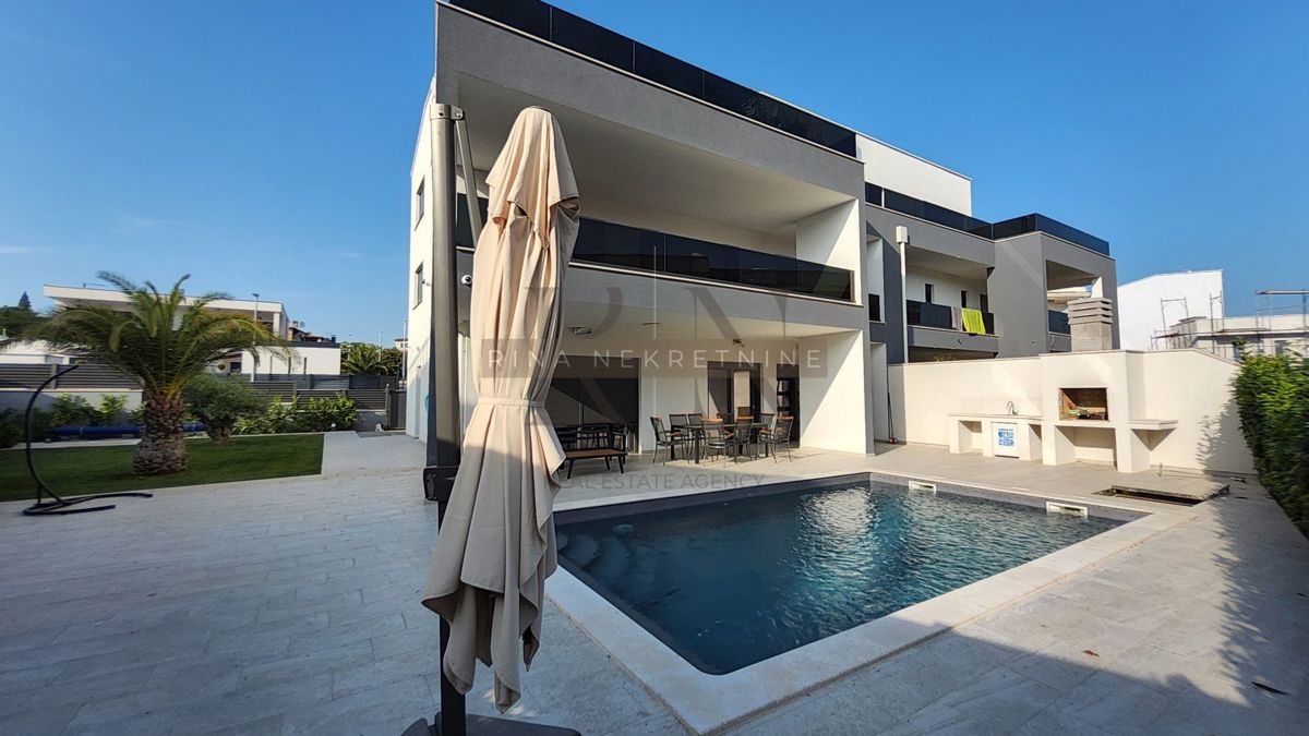 Parenzo – villa di lusso con piscina e area wellness