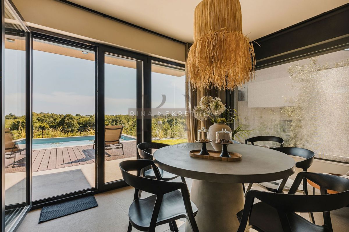 ISTRIA - TAR/VABRIGA - VILLA AMMOBILIATA CON PISCINA! NUOVO!