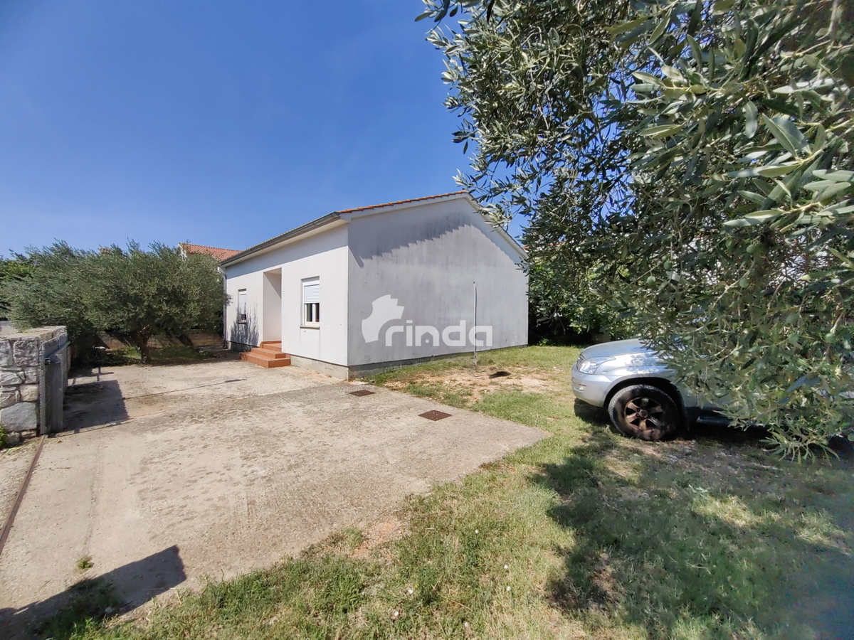 Casa - Rovinjsko Selo - 88m2 + (561m2) - Offerta esclusiva!