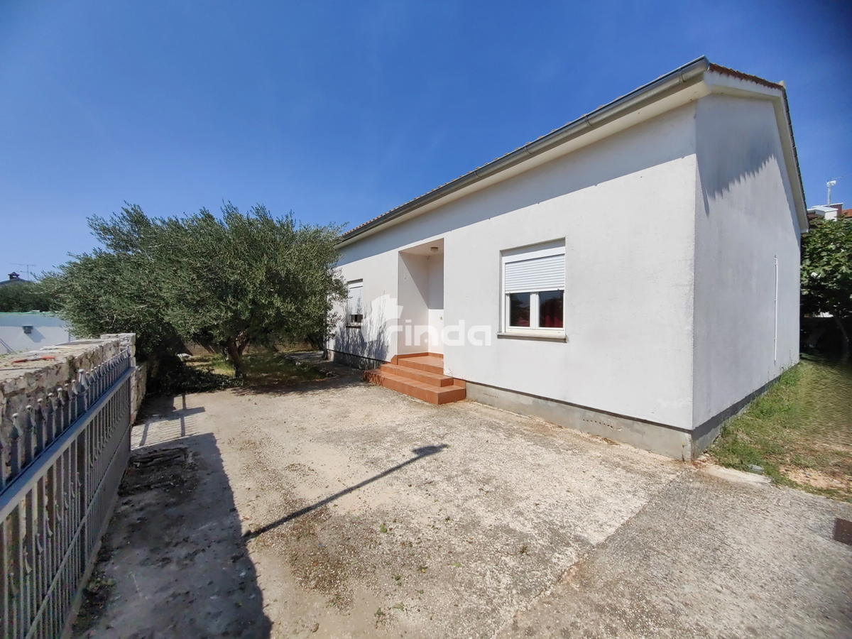 Casa - Rovinjsko Selo - 88m2 + (561m2) - Offerta esclusiva!