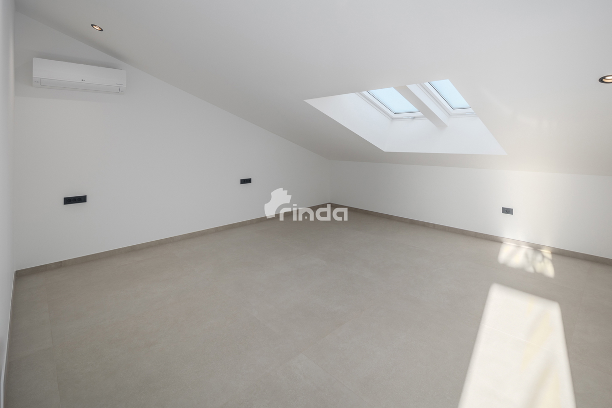 Ampio appartamento di lusso con vista mare - Rovigno - 171m2