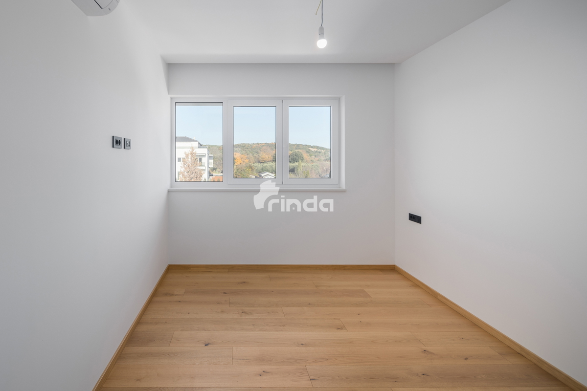 Ampio appartamento di lusso con vista mare - Rovigno - 171m2