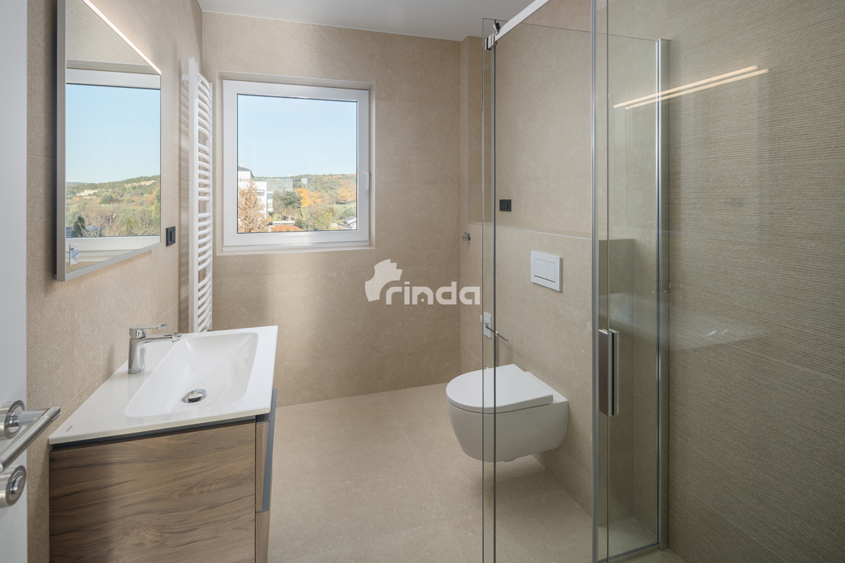 Ampio appartamento di lusso con vista mare - Rovigno - 171m2