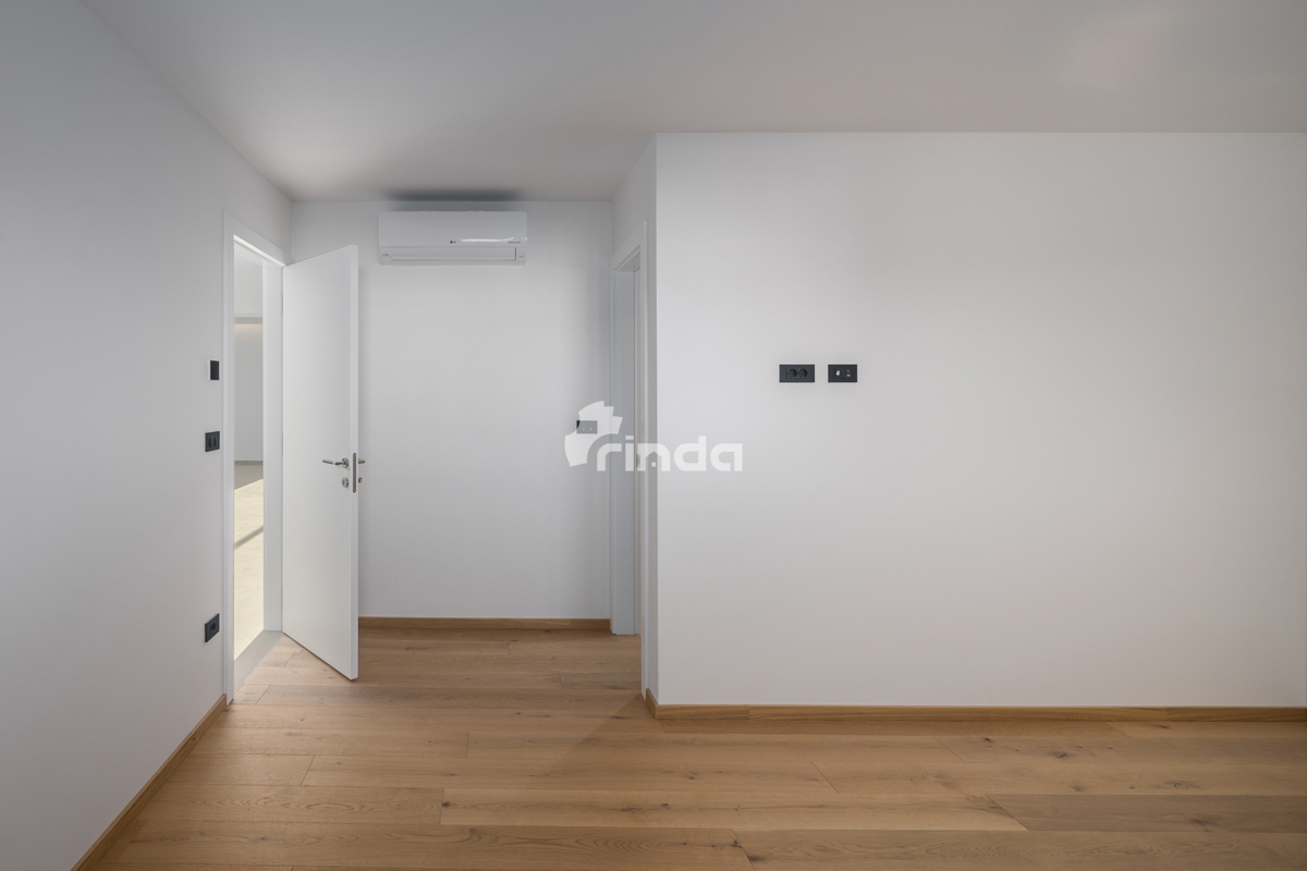 Ampio appartamento di lusso con vista mare - Rovigno - 171m2