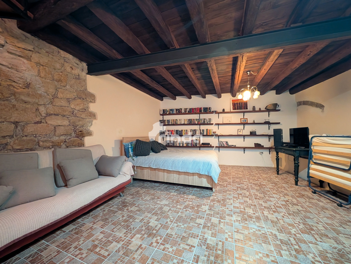 Casa con cortile - Rovigno - Città Vecchia - Centro - 154m2