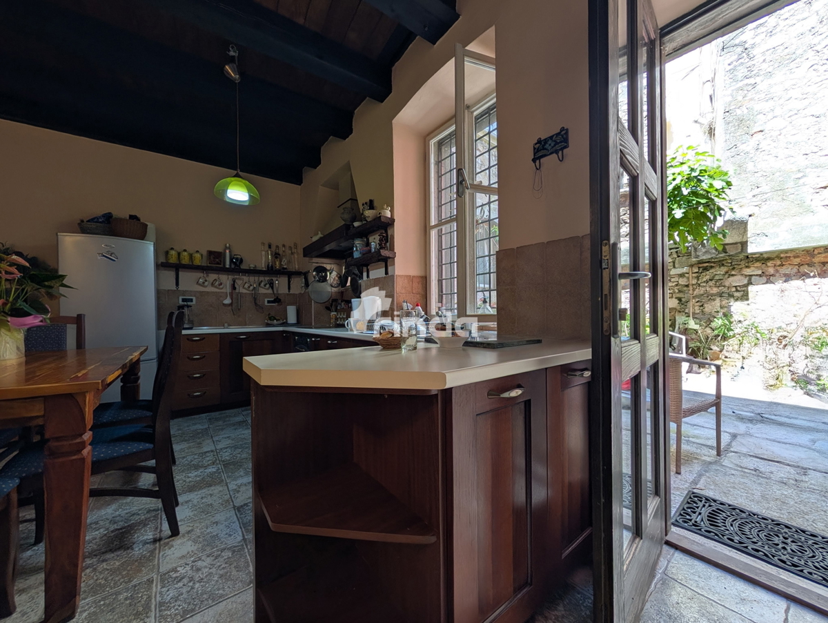 Casa con cortile - Rovigno - Città Vecchia - Centro - 154m2