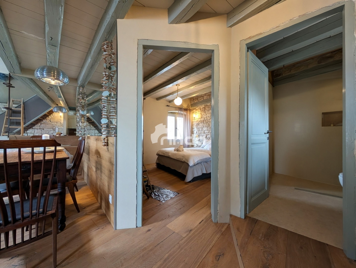 Appartamento su due livelli con vista mare nel cuore del centro storico - 78m2