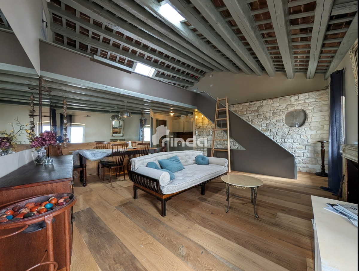 Appartamento su due livelli con vista mare nel cuore del centro storico - 78m2