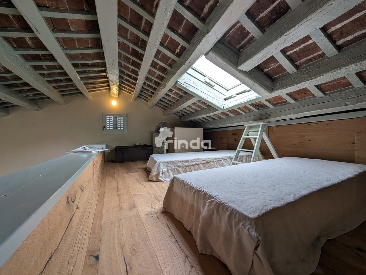 Appartamento su due livelli con vista mare nel cuore del centro storico - 78m2