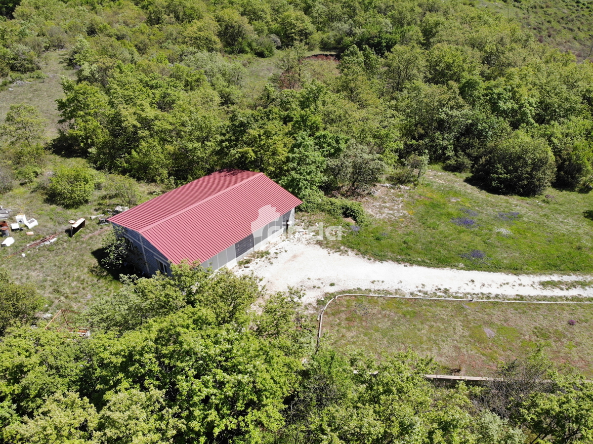Casa - Marčana - 124m2 + (garage 98m2) + 26.288m2 di terreno