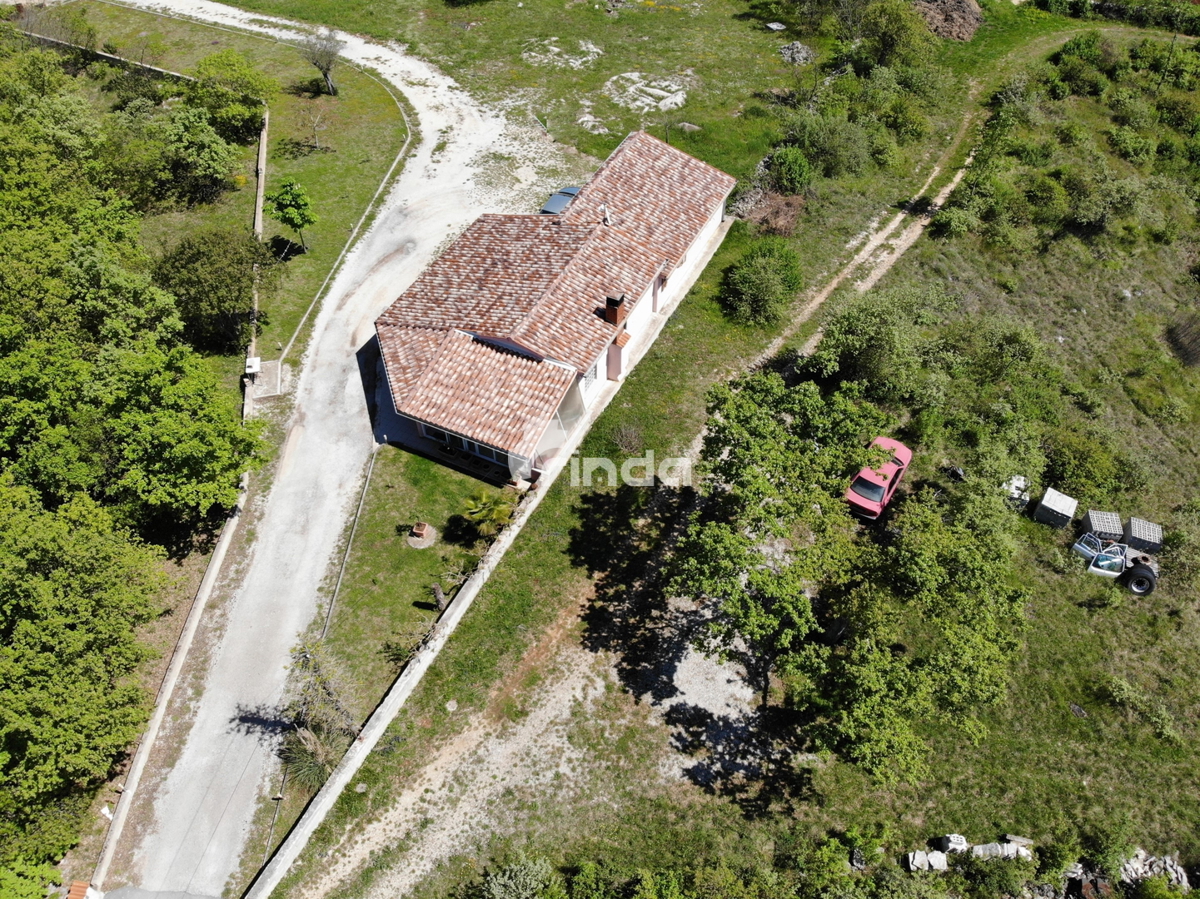 Casa - Marčana - 124m2 + (garage 98m2) + 26.288m2 di terreno
