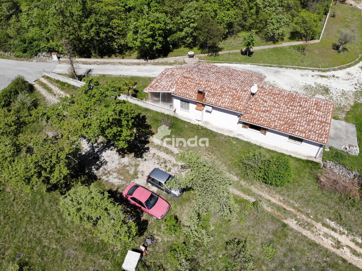 Casa - Marčana - 124m2 + (garage 98m2) + 26.288m2 di terreno