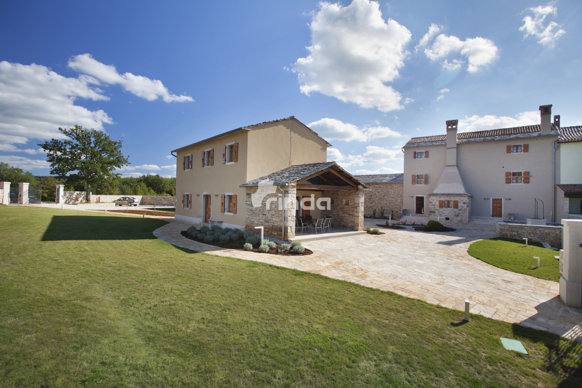 Villa di lusso con piscina e campo da golf privato - 894 m2 - Grisignana