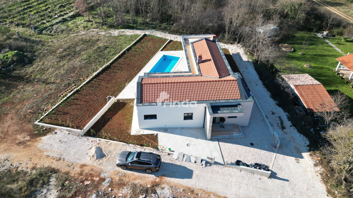 Casa con Piscina - Nei Dintorni di Rovigno - 140m2 - (549m2 di giardino)