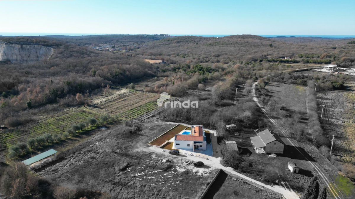 Casa con Piscina - Nei Dintorni di Rovigno - 140m2 - (549m2 di giardino)