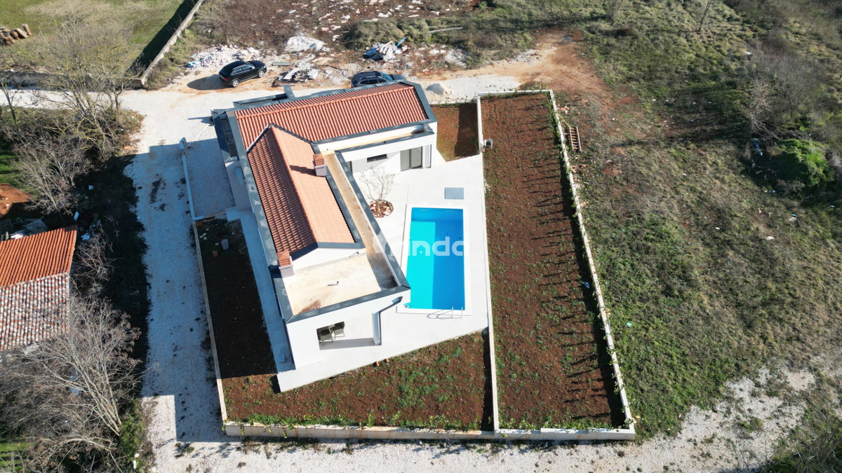 Casa con Piscina - Nei Dintorni di Rovigno - 140m2 - (549m2 di giardino)