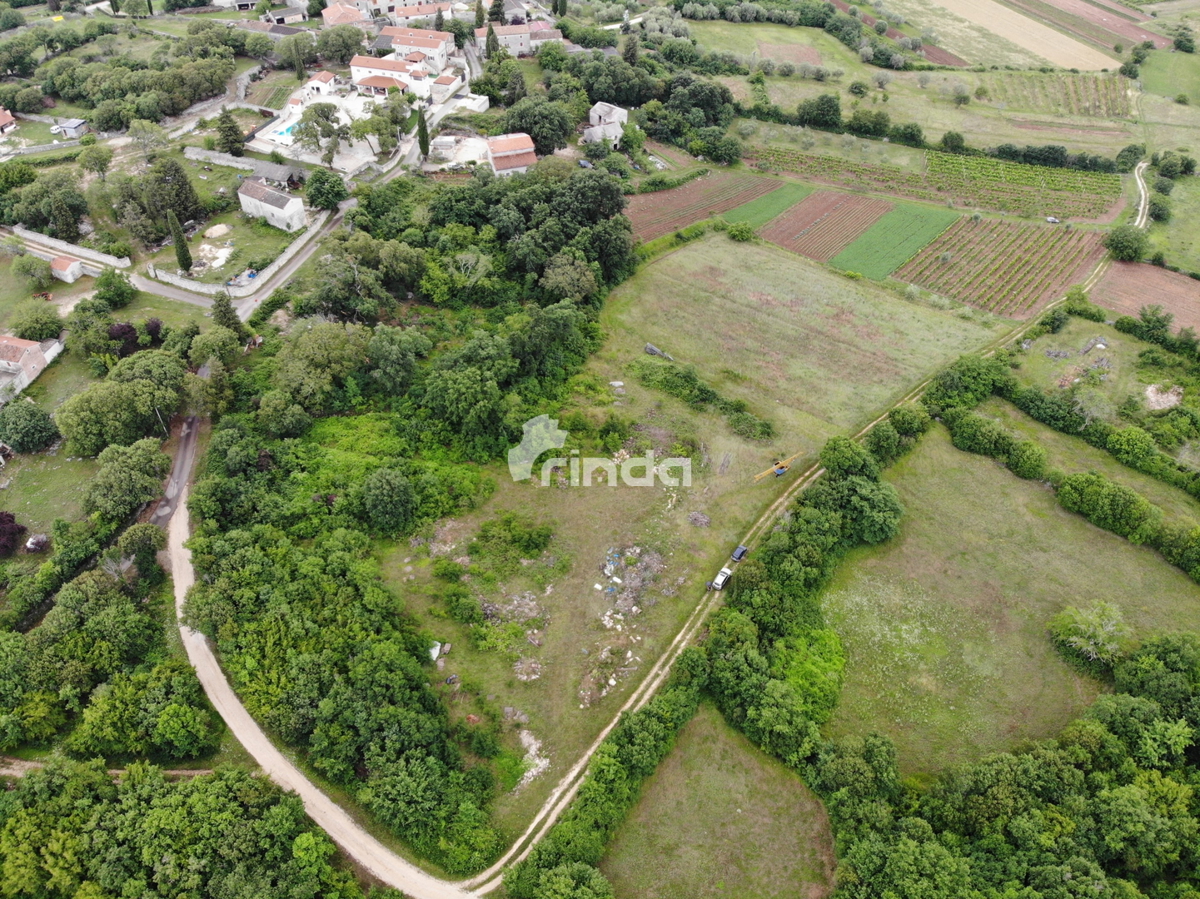 Terreno edificabile - 10.000 m2 - Korenići, Kanfanar