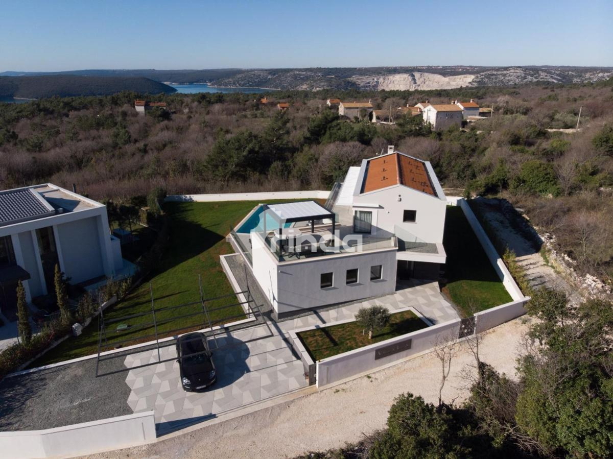 Villa con vista mare aperto - nei pressi di Labin - 236m2 + (1332m2)