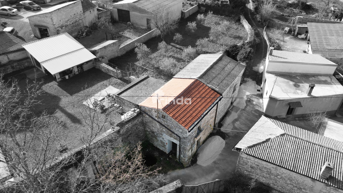 Vecchia casa istriana - semi-indipendente - Kanfanar - 50m2