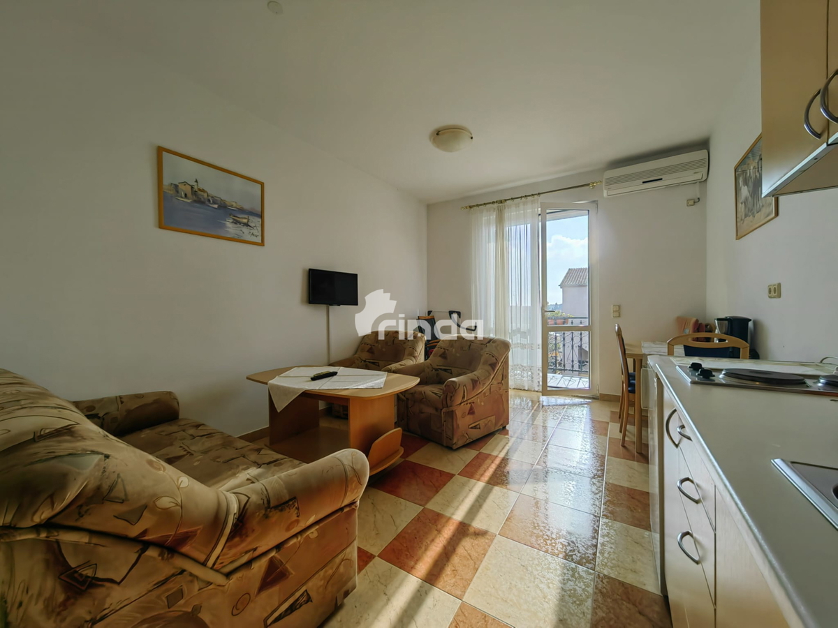 Residential building with 14 apartments - Rovinj - 988m2 (+264m2)