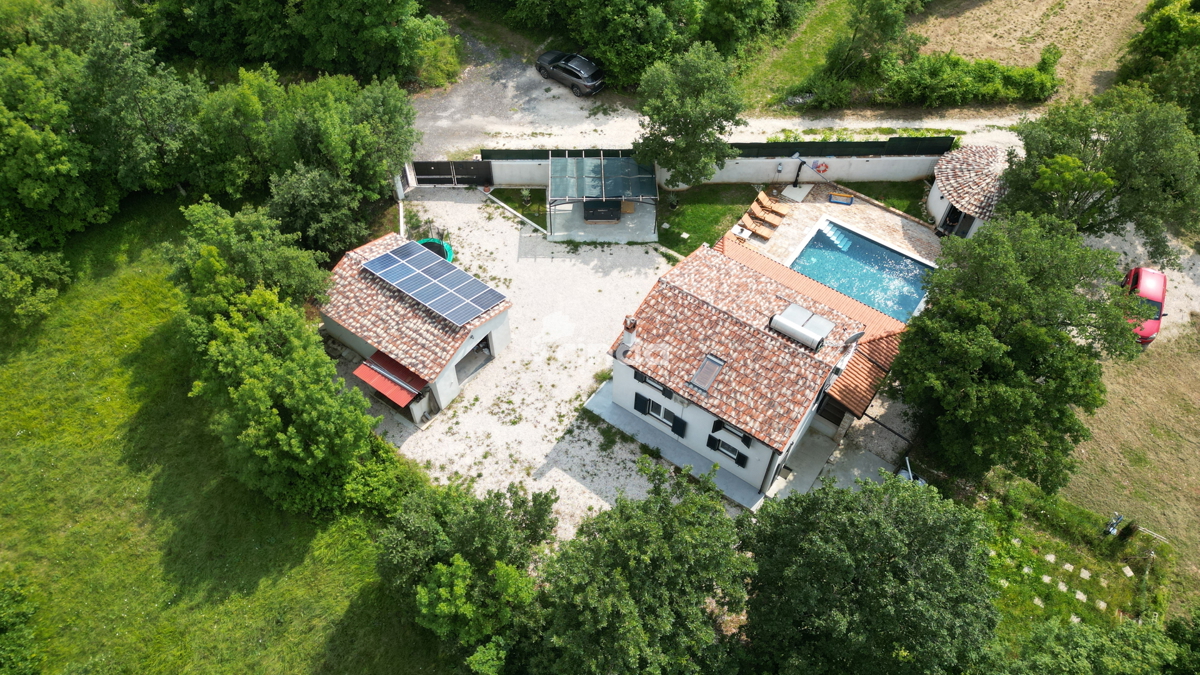 Žminj - Istria - Casa e terreno ~2.800m2