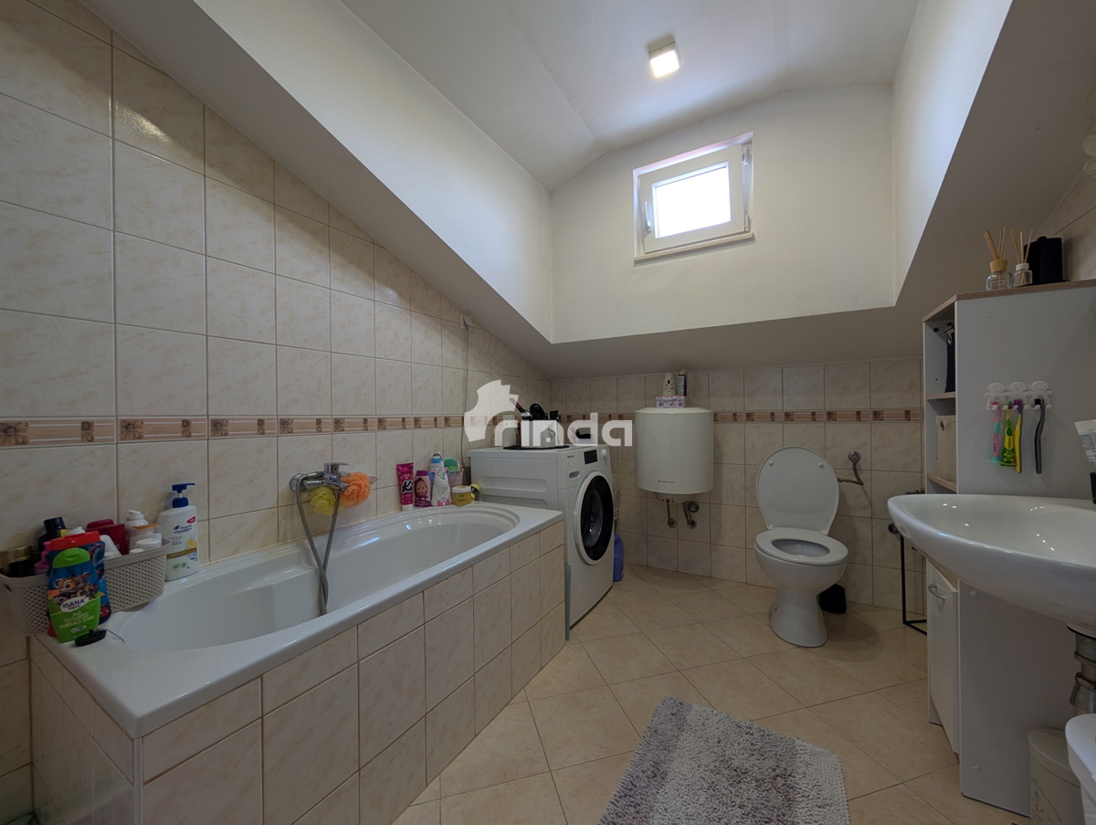 Appartamento con grande terrazza e locale commerciale - Putini - 75m2 + 25m2 + (25m2)