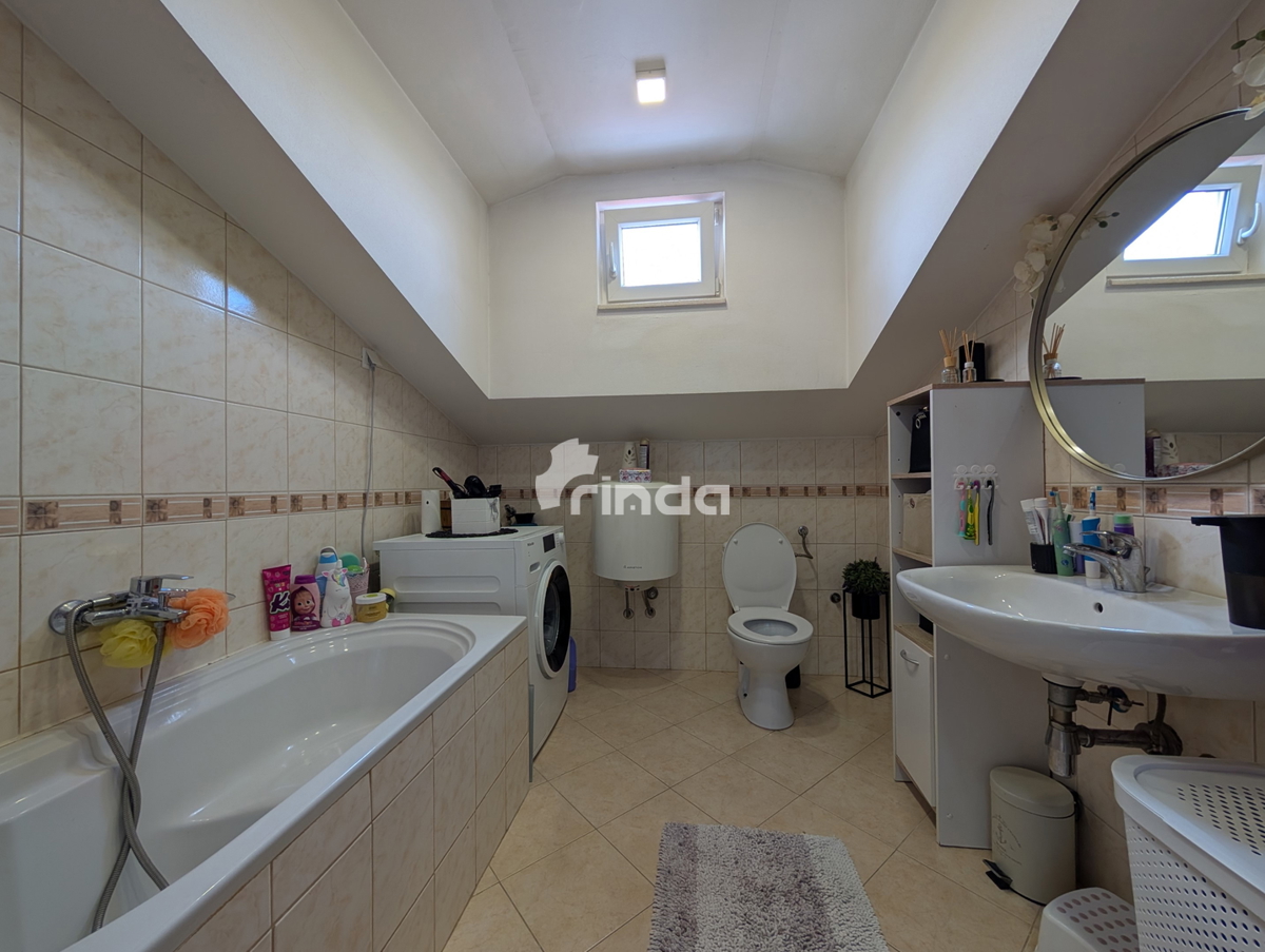 Appartamento con grande terrazza e locale commerciale - Putini - 75m2 + 25m2 + (25m2)