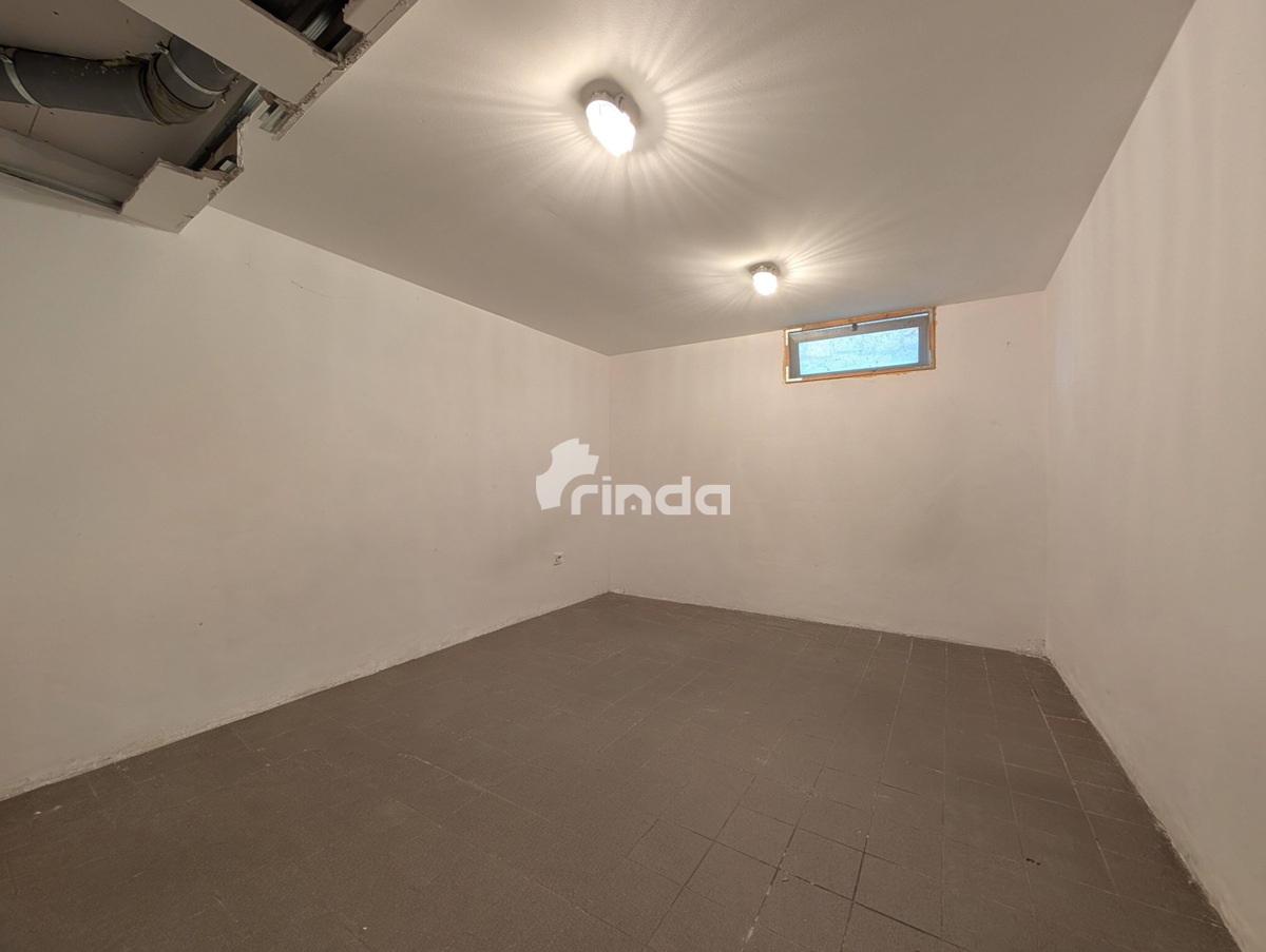Appartamento con due camere da letto, terrazza e vista mare - Centro di Rovigno - 90m2