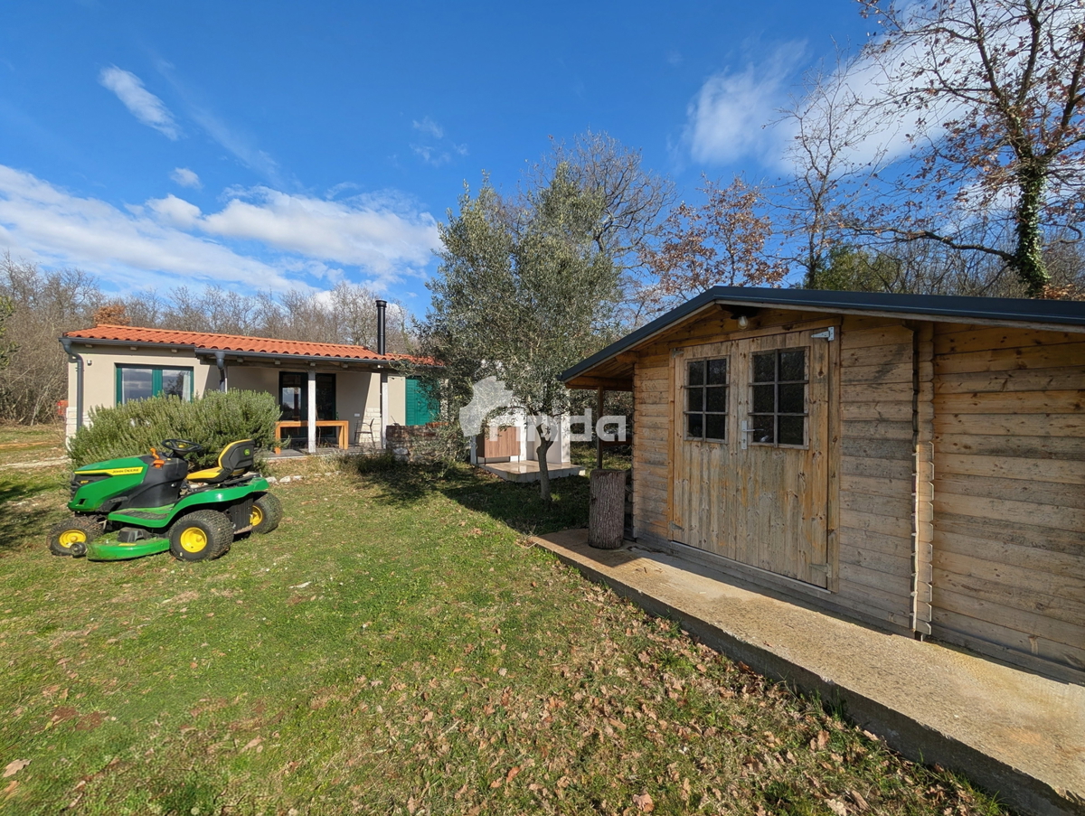 Azienda agricola con casa legalizzata - 12.000 m2 + (36 m2)