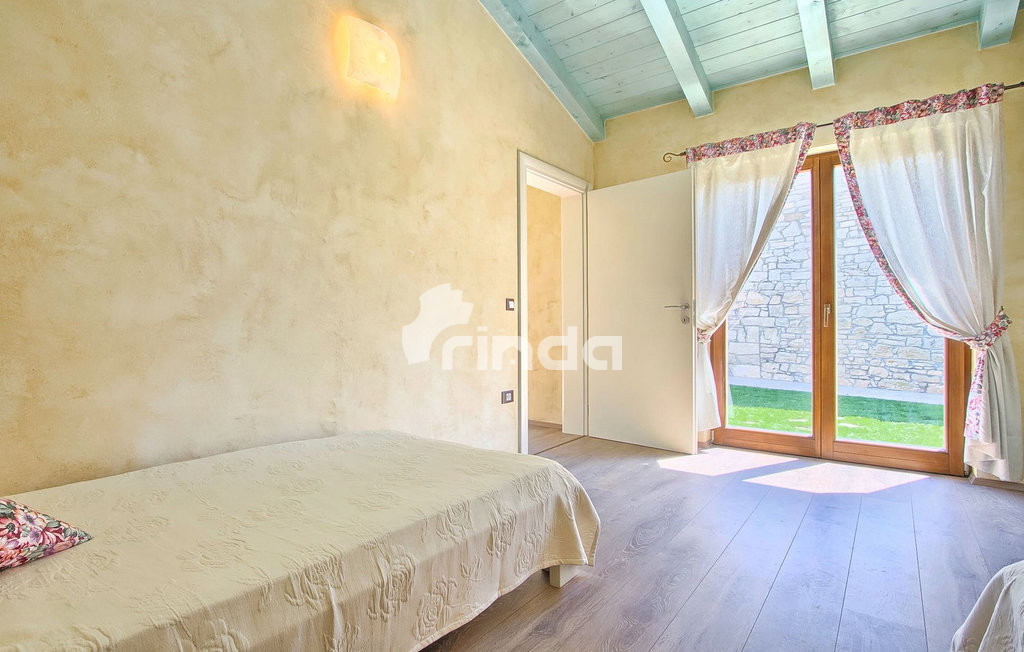 Villa con piscina - Tinjan, dintorni - 230m2 + (847m2)