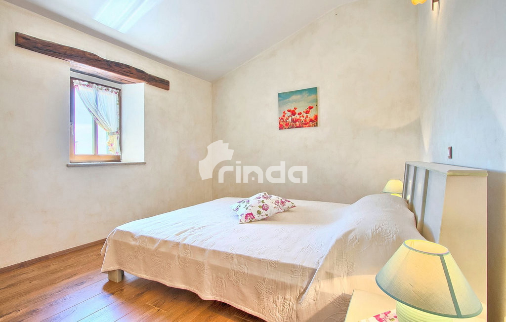 Villa con piscina - Tinjan, dintorni - 230m2 + (847m2)
