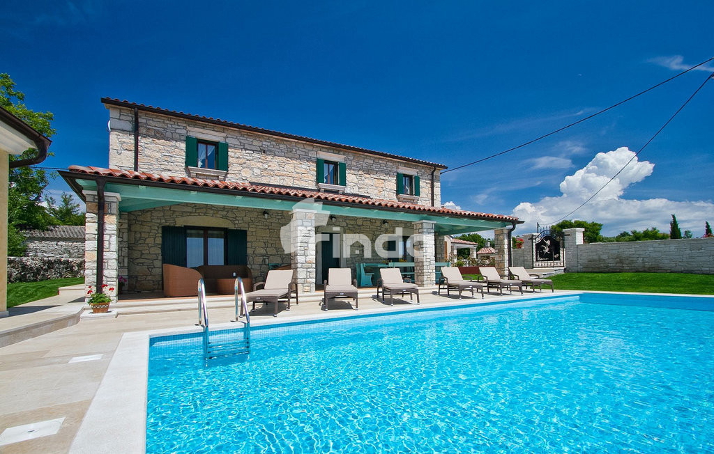 Villa con piscina - Tinjan, dintorni - 230m2 + (847m2)