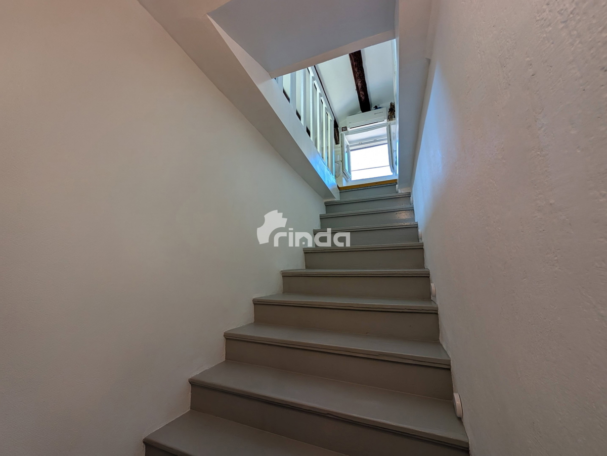 Appartamento su due livelli con balcone nel centro di Rovigno - 78m2 - Esclusivo!