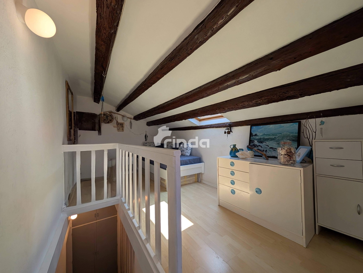 Appartamento su due livelli con balcone nel centro di Rovigno - 78m2 - Esclusivo!