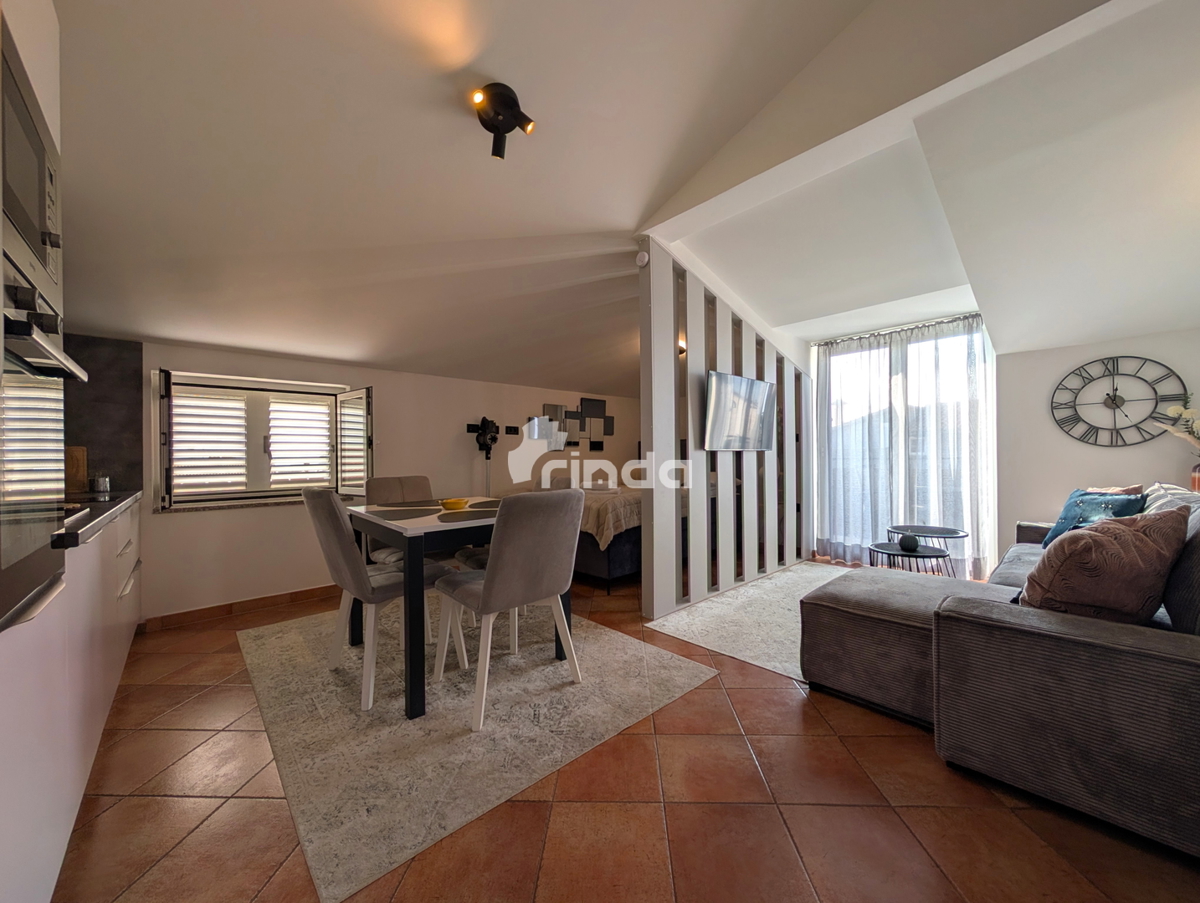 Monolocale moderno vicino a Rovigno - 32 m2